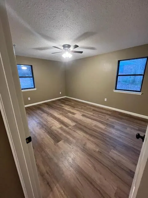 TNT Services flooring and remodeling project in Conway, AR
