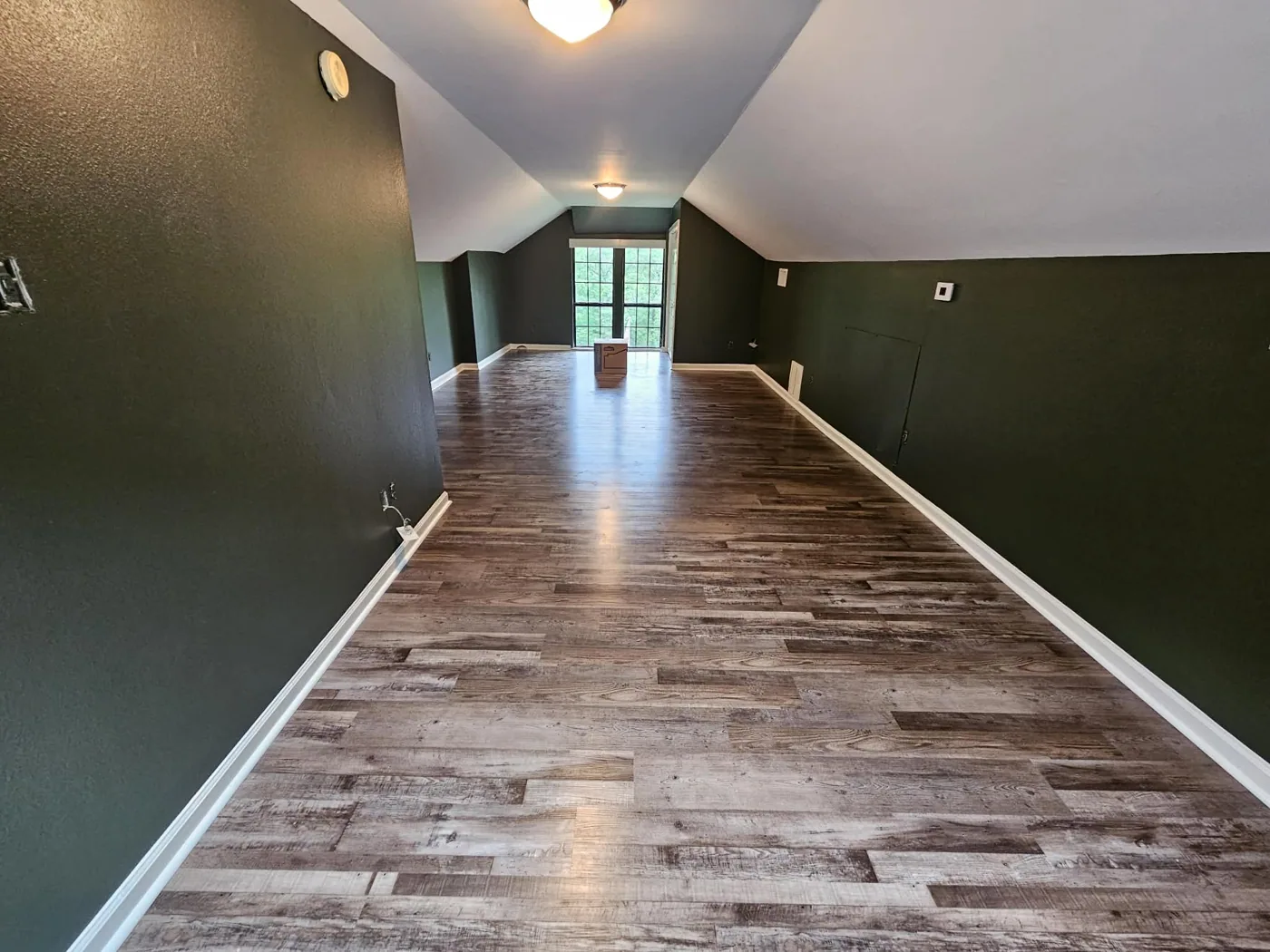 TNT Services flooring and remodeling project in Conway, AR