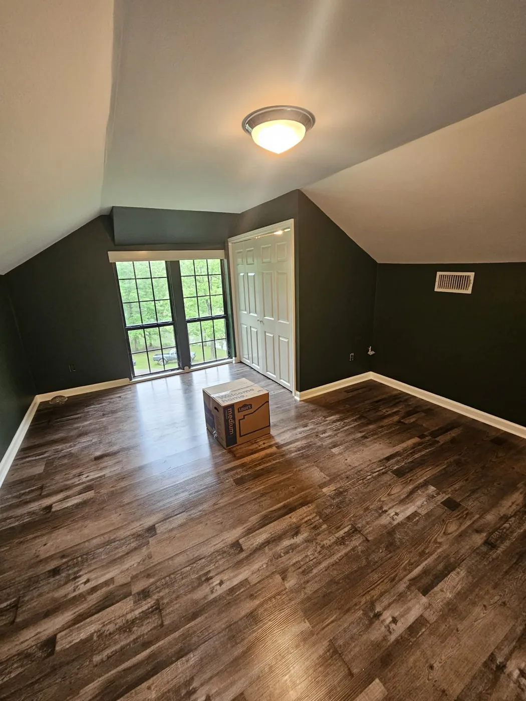TNT Services flooring and remodeling project in Conway, AR